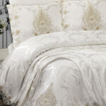 Çift Kişilik Yatak Örtüsü ve Pike Takımı 6 Parça