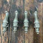 Plastik Küçük Ayak Gümüş Renk 4 Adet