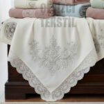 Fransız Güpürlü Işlemeli, Çeyizlik Saten Lüks Bohça, Nişan Bohçası