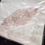 Fransız Güpürlü Işlemeli, Çeyizlik Saten Lüks Bohça, Nişan Bohçası