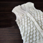 Bebek Yeleği Triko Bebek Yeleği Papatya Desenli Bebe Yeleği