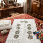 Kanaviçe Işlemeli Etamin Kumaş Tek Seccade - Krem