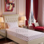 KIRMIZI KALP LASTİKLİ ÇARŞAF TAKIMI TEK KİŞİLİK - 1 ADET YASTIK KILIFLI