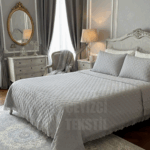 Çift Kişilik Dantelli Yatak Örtüsü Gri