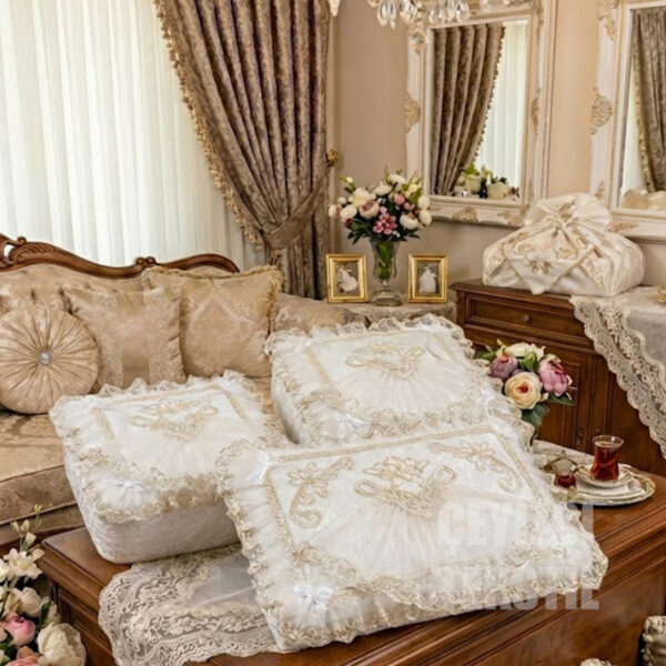 Fransız Güpürlü Kadife Bohça, Kadife Söz Nişan Hurcu Çeyizlik 3'lü Set Çeyizlik Hurç Seti Gold