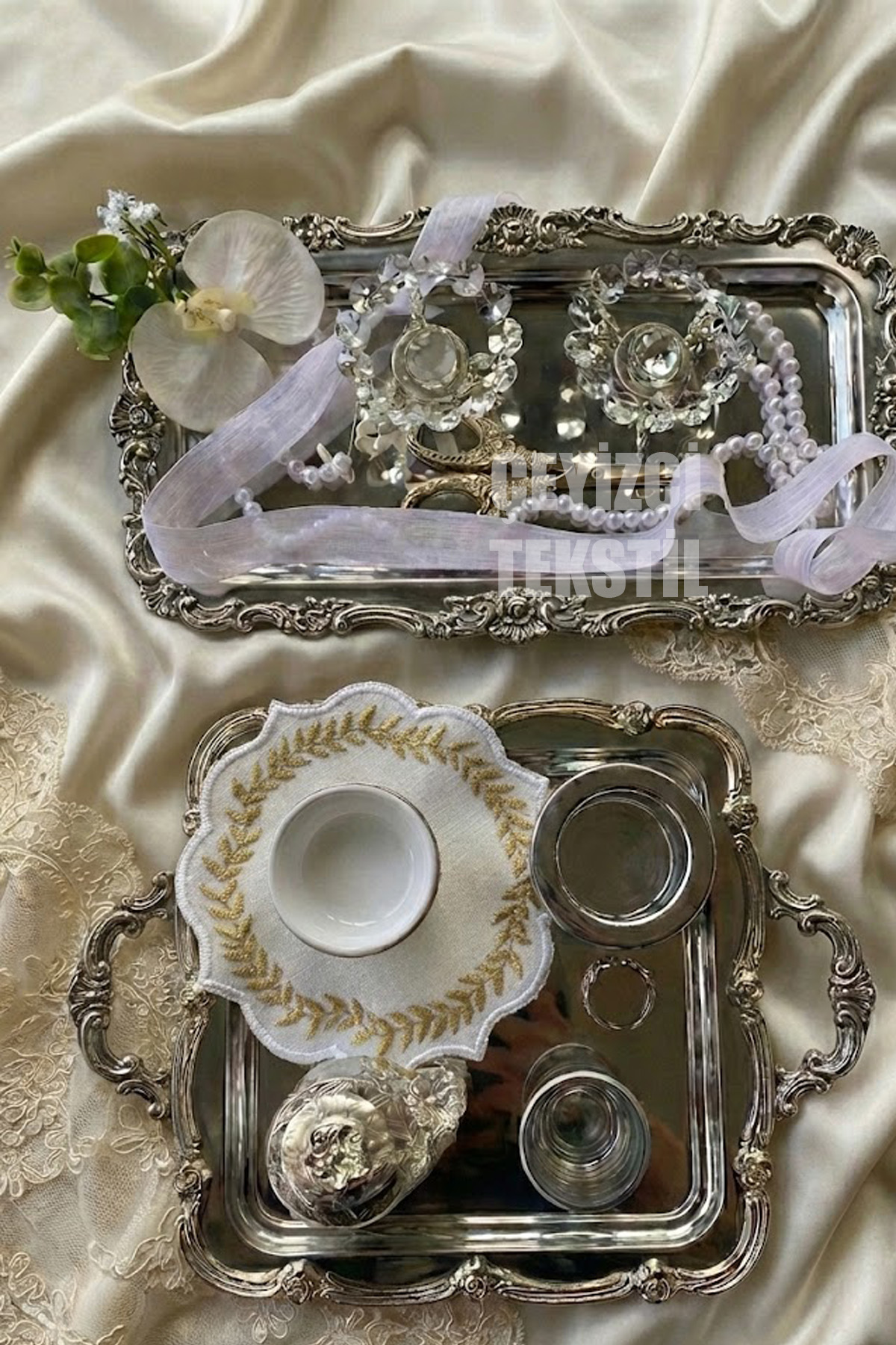 goldkenarli.jpg Sunumluk Peçete, Kokteyl Peçetesi, Kahve Yanı Sunumluk, Bardak Altlığı 6 Adet Sunum Peçetesi - Görsel 1