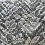 Gri Desenli Yatak Örtüsü